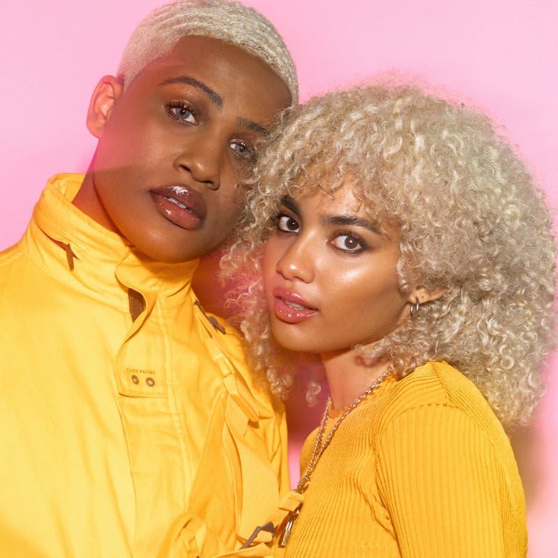ARCTIC FOX Bleach Please Hair Lightening Kit Cream Bleach, 35 Volume Developer And Latex Free Gloves Infused With Acai, Cocoa, Sunflower Oil & Papaya! Vegan And Cruelty Free