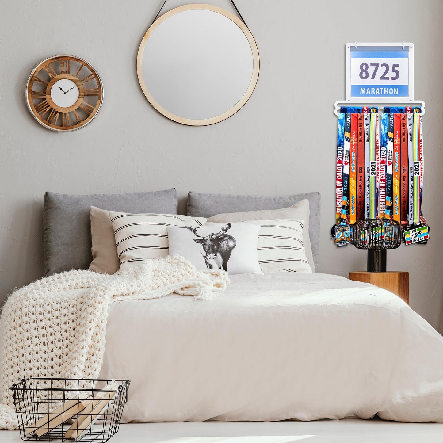 Moxweyeni Race Medal and Bib Display Medal Hanger Running Bib and Medal Holder Wall Mounted Hanging Medal Rack Holders with Bib Holder Gifts for Runners, 13.78 x 11.22 Inch (White)