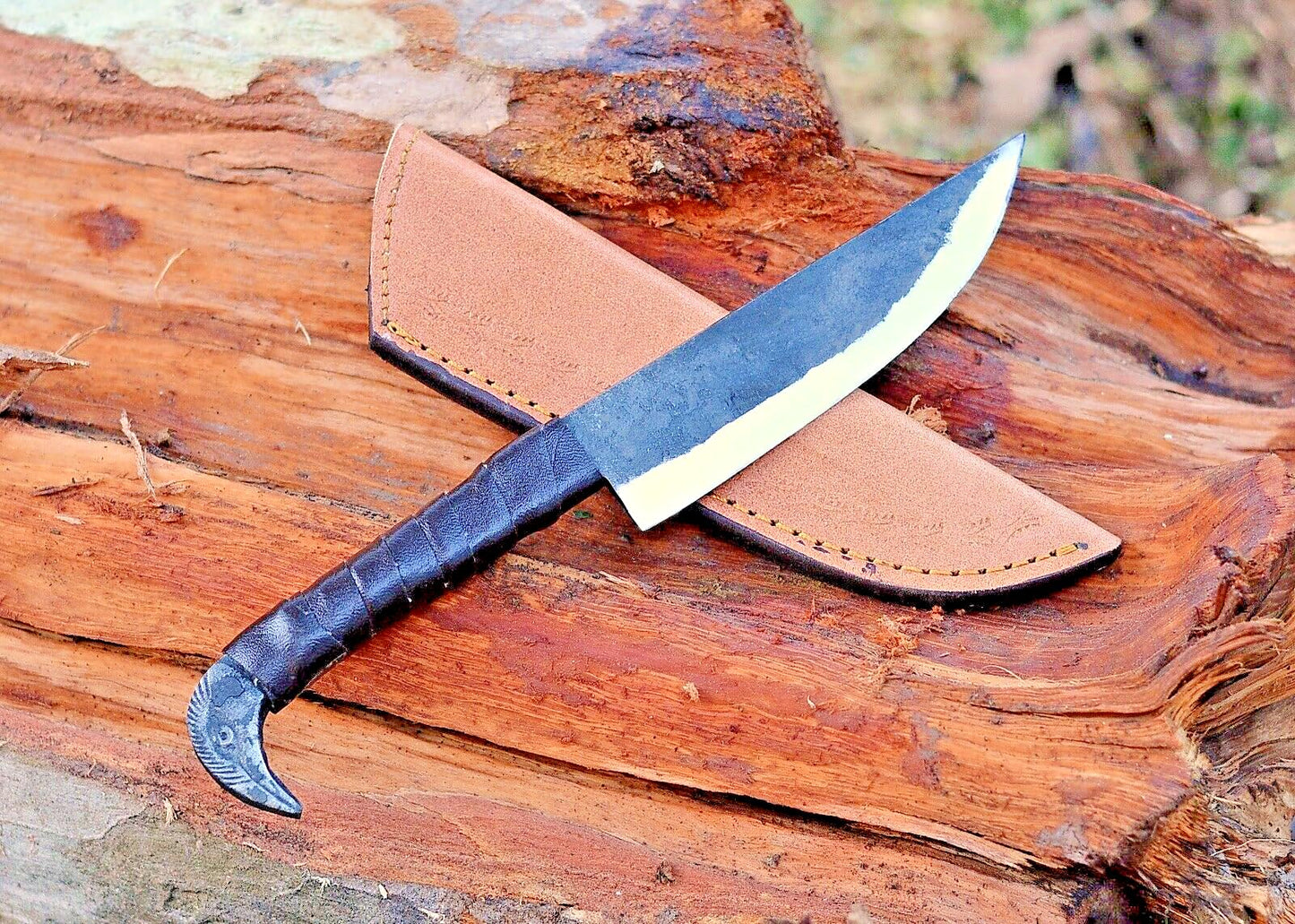 Hunting Knife Fixed Blade Raven Head Hand Forged Viking Knife, High Carbon Steel Blade, EDC Full Tang Outdoor Activities, Camping, Skinning Hiking Knife, Bushcraft Knife, Belt Loop Leather Cover
