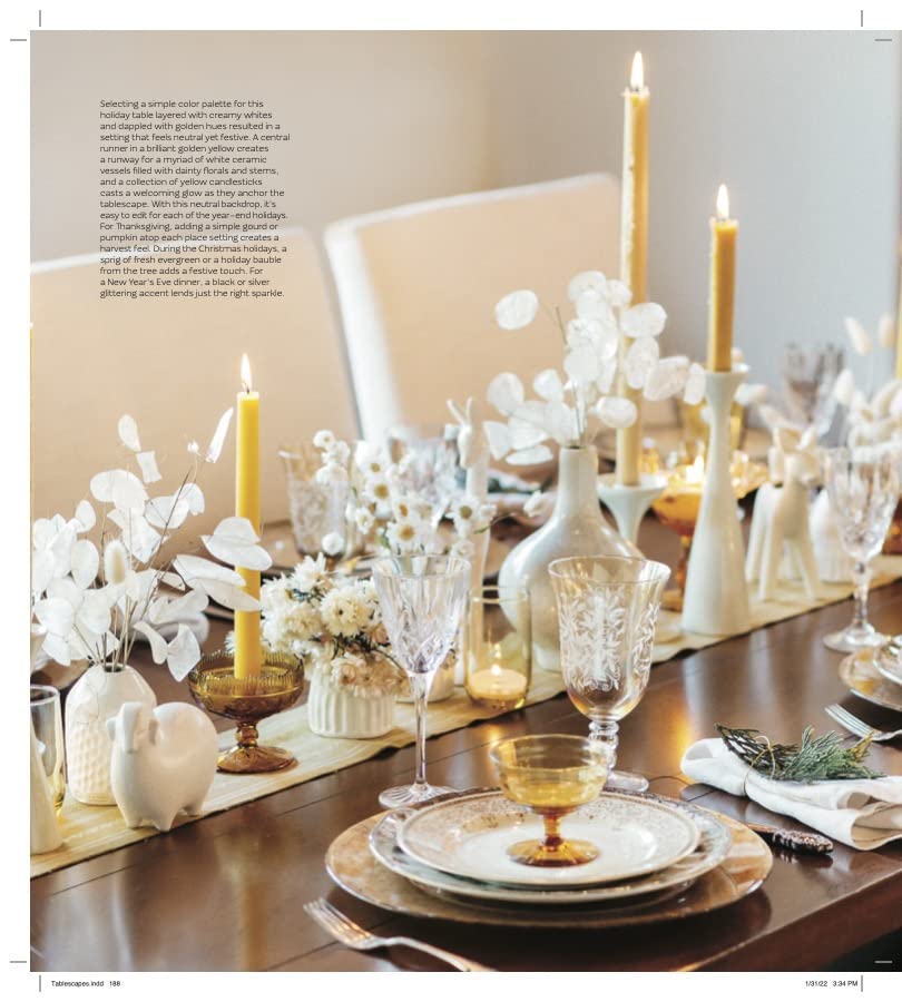 Christmas in the Cottage: Come Home to Comfort & Joy (Cottage Journal)