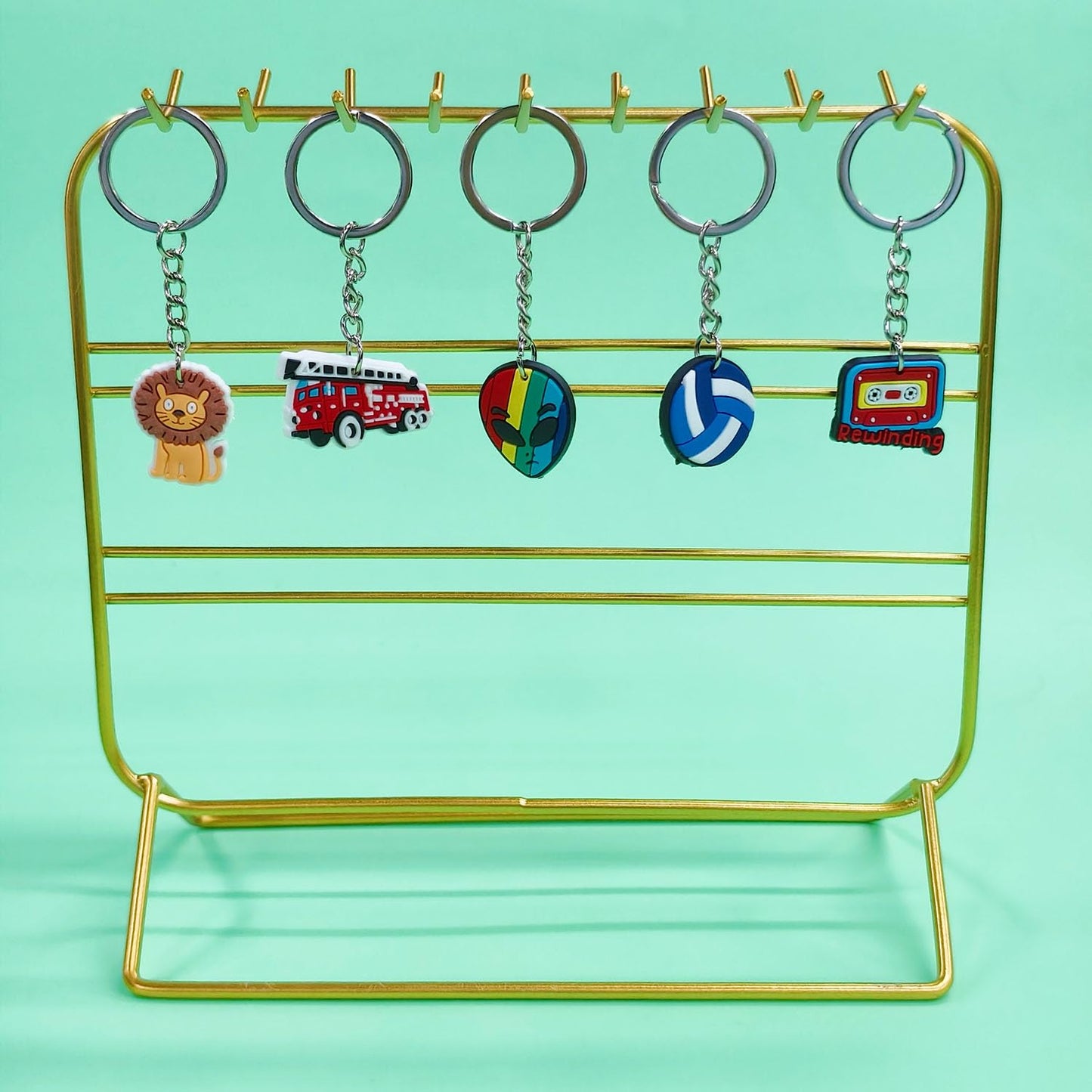 Gibleitz 200pcs Random Different Keychains,Mixed Non-Repeat Cute Key Chain for Classroom Prizes Students Incentives Holiday Gifts Party Favors