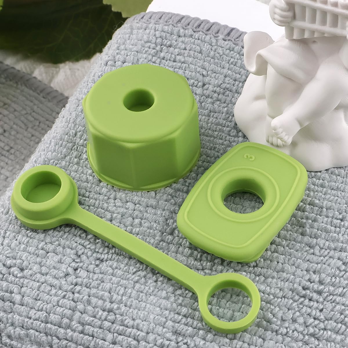 Silicone Spill Stopper Sets for Stanley 40/30 oz Quencher H2.0&1.0 Tumbler with Handle, Cup Accessories with Straw Cover Caps, Leak Stoppers, Spill Stoppers for Stanley Cup Lid(6Pcs Version 1.0&2.0)