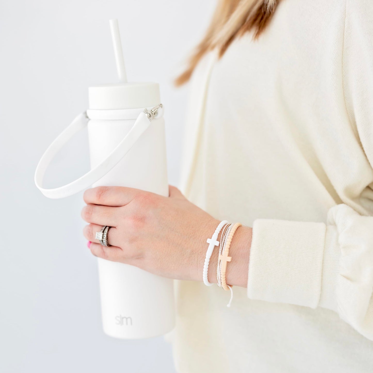 Ryan & Rose Water Bottle Handle - Silicone Water Bottle Sling, Carrier, Holder with Strap Compatible Stanley Cup Accessories (Flat White)