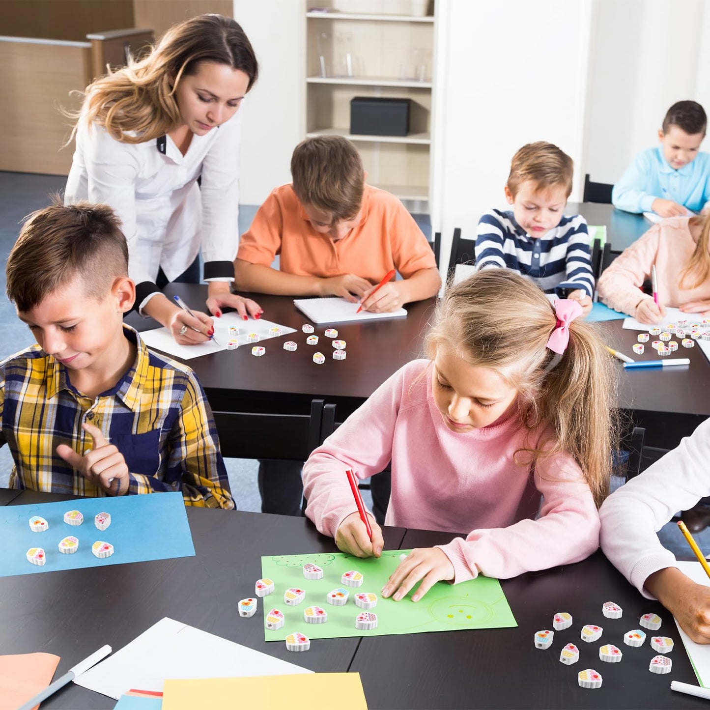 120 Pcs Cute Mini Cupcake Pencil Erasers for Kids Bulk Happy Birthday Pencil Topper Novelty Erasers for Party Favor Back to School Home Work Rewards Teacher Reward Supplies Gift Filling